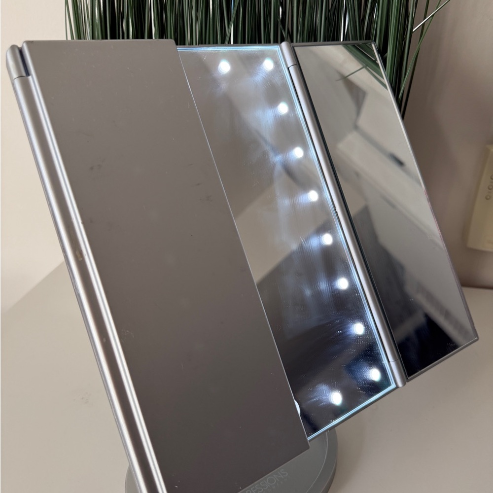 LED Tri-Fold Vanity Mirror with Touch Control - Picture 2 of 10
